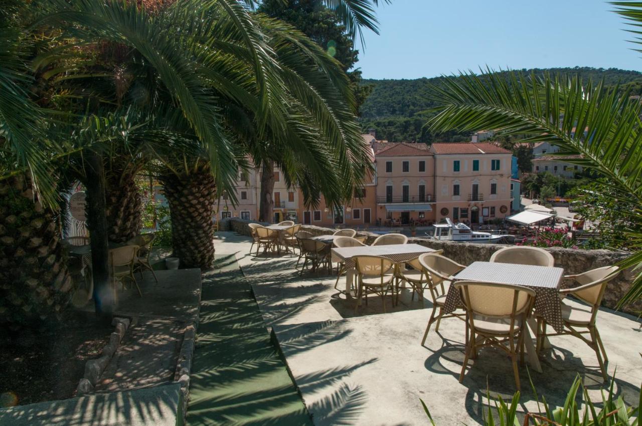 Villa Mozart Veli Lošinj Exterior foto